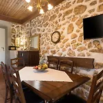 Agallis Corfu Hébergement de vacances Sokrákion
