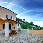 Agallis Corfu * Sokrákion