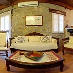 Agallis Corfu * Sokrákion