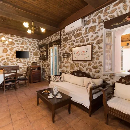 Agallis Corfu * Sokrakion