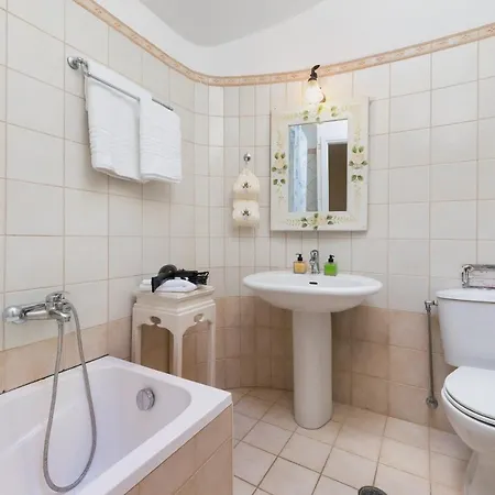 Holiday home Agallis Corfu Sokrakion