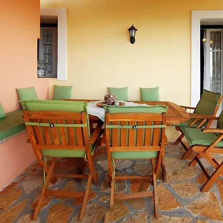 Agallis Corfu * Sokrakion