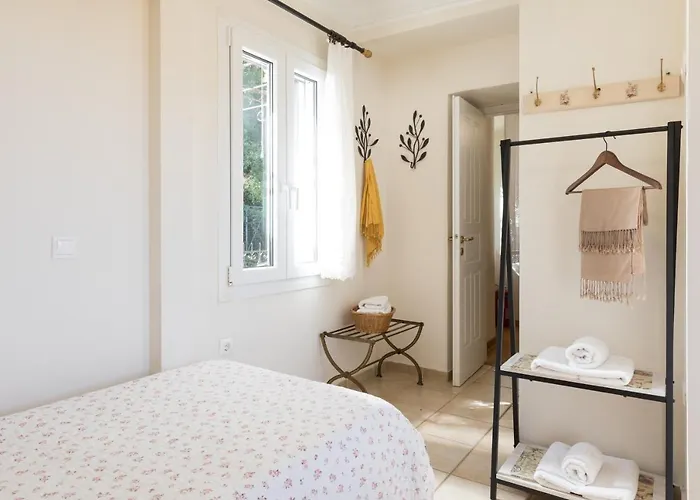 Agallis Corfu Sokrákion