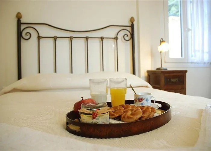 Agallis Corfu 펜션 Sokrákion