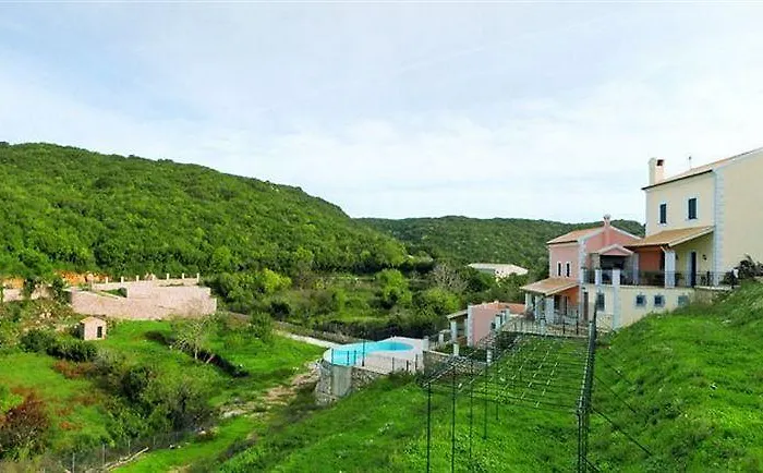 Agallis Corfu بيت للعطل