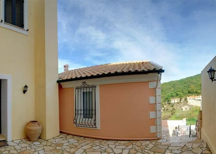 Agallis Corfu * Sokrákion